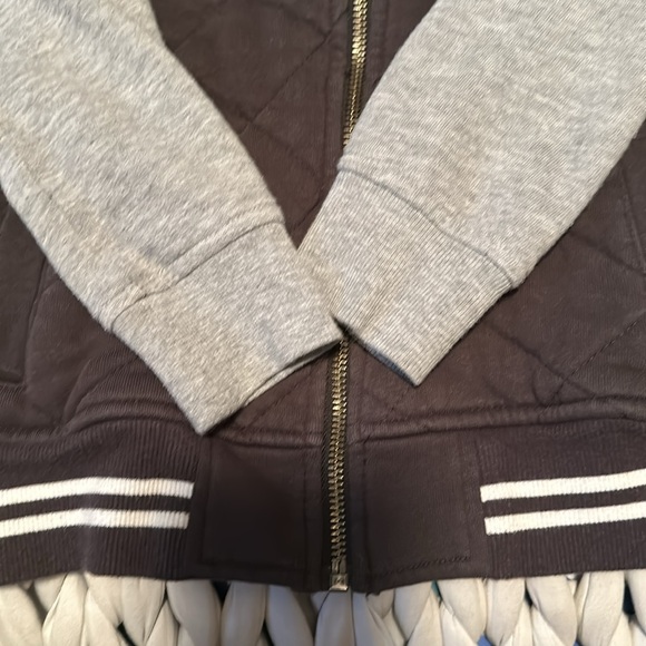 Joe Fresh Quilted Raglan zip up jacket - Picture 3 of 5